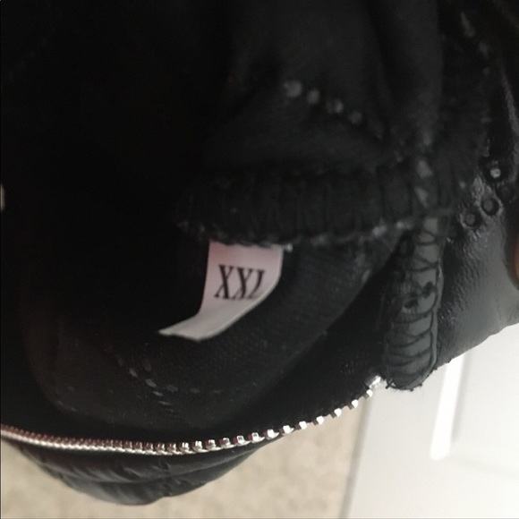 Large Quilted black faux leather asymmetrical zipper 3/4 length fits 8-10 - Picture 7 of 8